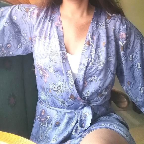Nightwear robe - Picture 1 of 3